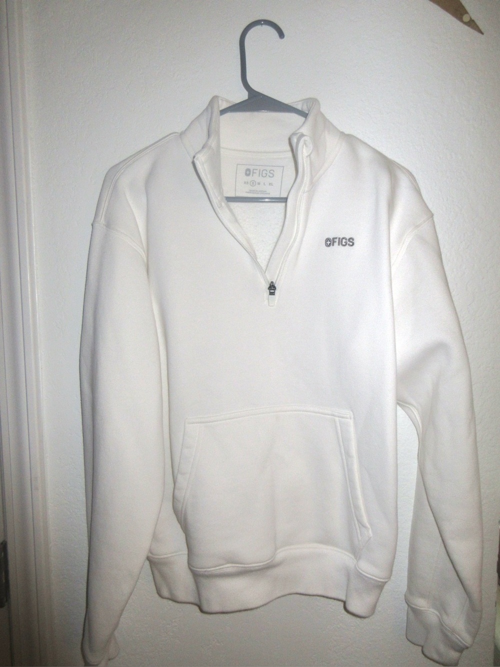 Figs Off-Shift 1/4 zip